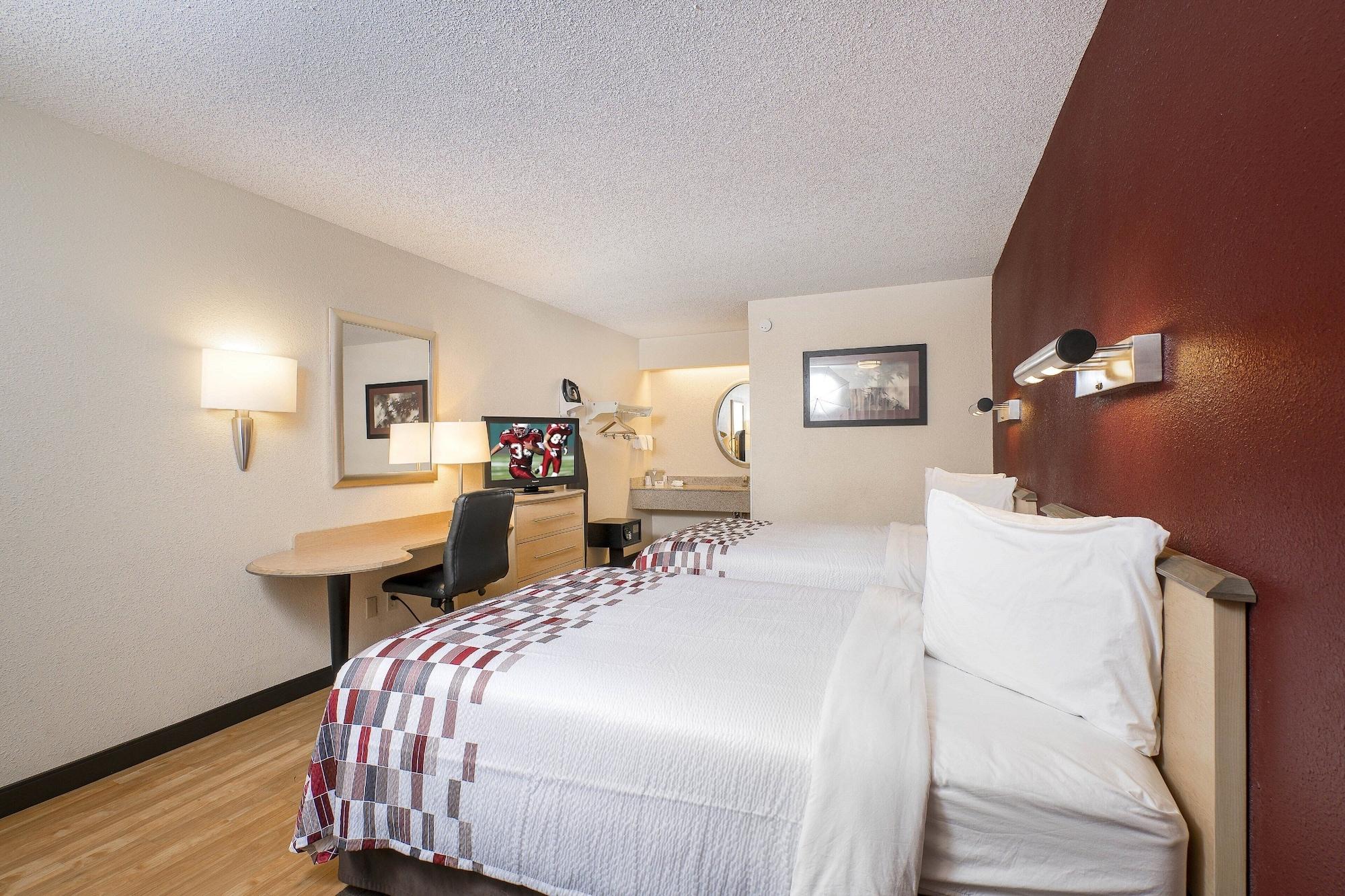 Red Roof Inn Detroit-Rochester Hills/ Auburn Hills Exterior foto