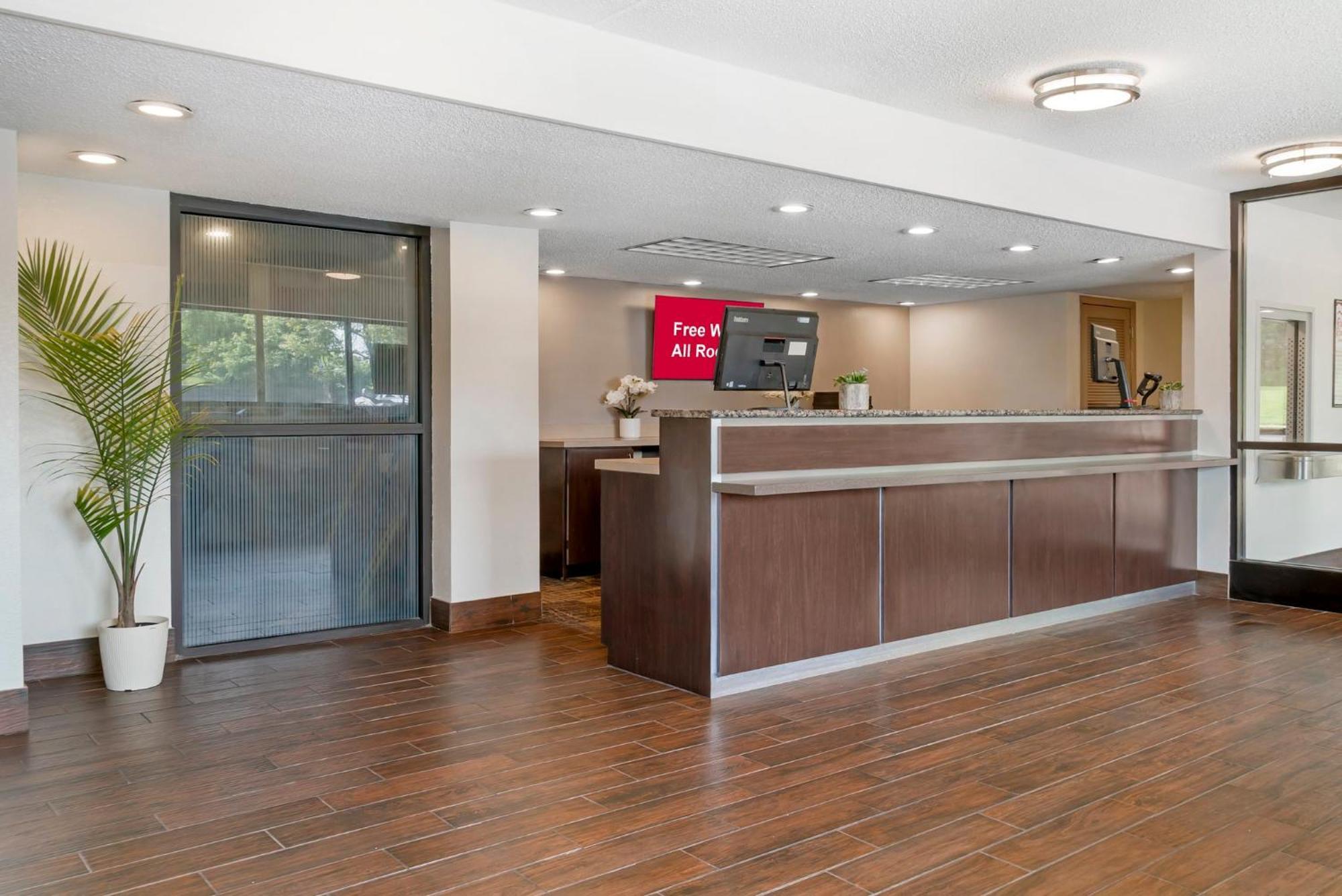 Red Roof Inn Detroit-Rochester Hills/ Auburn Hills Exterior foto